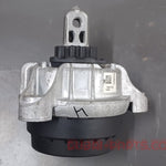 Bild in die Galerieansicht laden, BMW F07 GT Motorlager 7935149 Originalteil, gebraucht