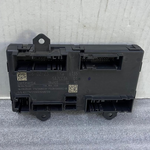 Bild in die Galerieansicht laden, OEM BMW G70 REAR DOOR DRIVER SIDE CONTROL UNIT 5A7CC36 CONTINENTAL BRAND NEW