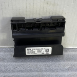 Load image into Gallery viewer, OEM BMW 5 Touring G31 Ethernet Switch Box 6135 5A0A438 FUBA