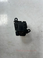 Load image into Gallery viewer, 2004 BMW M3 E39 E46 E83 X3 Blower Motor Resistor 6920365 OEM
