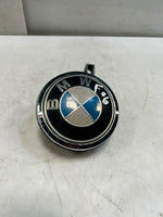 Load image into Gallery viewer, 2006-2010 BMW M6 E63 E64 F06 REAR Trunk Lid Release Latch Emblem Handle 7061327
