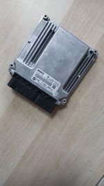 Load image into Gallery viewer, BMW E81 E87 LCI E90 116i 316i N45N 116HP Engine ECU DME Unit 7581848 Manual OEM
