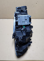 قم بتحميل الصورة إلى عارض الصور، Genuine 2019-2023 BMW 330i Front LEFT Headlight 9481715 G20 and G21