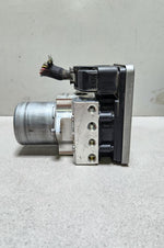 Load image into Gallery viewer, BMW 5 Series G30 G31 540i xDrive Abs Pump Module 6887497 OEM