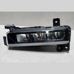 Bild in die Galerieansicht laden, 2018-2019 BMW X3 Fog Light Led Right 7433788 2 Series F40 F44 3 Series G20 G21