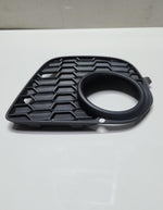 Bild in die Galerieansicht laden, 2009-2013 BMW X5 Front Bumper Fog Light Grille 8048022 E70 OEM