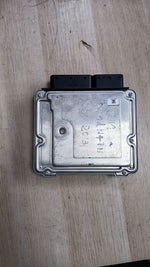 Load image into Gallery viewer, BMW Engine Control Unit 8576344 DDE F32 N47 models.