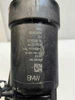 Bild in die Galerieansicht laden, 2018-2023 BMW 330i G20 G21 Oil Filter Housing HEAT EXCHANGER 72435982 8580414
