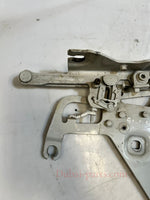 Load image into Gallery viewer, 2014-2019 BMW X5 F15 Bonnet Hinge FRONT RIGHT LEFT 4822222 4822221 OEM