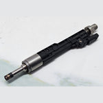 Load image into Gallery viewer, 2016-18 BMW F30, F32, E89, F80, F82, F87, M2, M3 N20 Fuel Injector 7639994 OEM