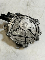Load image into Gallery viewer, BMW E60 E81 E82 E87 E90 E91 E92 N43 and N46 B20 B Vacuum Pump 7547024 OEM