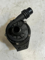 Load image into Gallery viewer, 2016-2018 BMW 330e 3' F30 2.0 Hybrid Petrol Auxiliary Water Pump 8638239 OEM