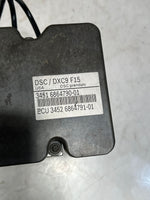 Load image into Gallery viewer, 2014-2015 BMW X5 F15 and X6 F16 ABS Pump Control Module 6864790 USED