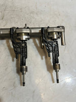 Load image into Gallery viewer, 2019-2022 BMW X3 3 Series G20 G21 High Pressure Fuel Injection Rail 8665633 OEM
