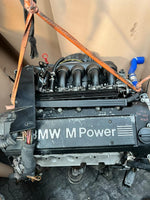 Bild in die Galerieansicht laden, BMW E36 M3 S50B30 3.0L Complete Engine & Manual Gearbox 75K KM 50030546 OEM