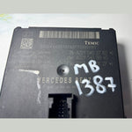 Load image into Gallery viewer, 07-14 Mercedes-Benz S550 Central Gateway Control Module A2215402762 W221 W216 CL