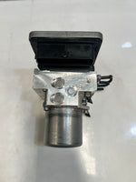 Load image into Gallery viewer, BMW G11 G12 740e ABS Anti-Lock Brake Pump Assembly 6886392 OEM