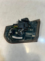 Bild in die Galerieansicht laden, 2012-2015 BMW 320i 3 Series F30 328I Left Inner REAR Tail Light 7371111 OEM
