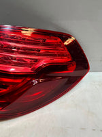 Bild in die Galerieansicht laden, 2011-2012 BMW 6 Series F06 F13 F12 Rear Right Tail Light Backlight 7210576 OEM