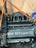 Bild in die Galerieansicht laden, BMW E36 M3 S50B30 3.0L Complete Engine & Manual Gearbox 75K KM 50030546 OEM