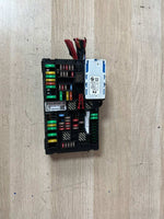 Bild in die Galerieansicht laden, 2015-2024 BMW 740i Power Distribution Box Rear 9377503 7 Series G11 G12 740i 750