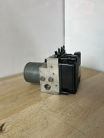 Bild in die Galerieansicht laden, BMW 520d F11 Touring ABS ESP System Block Hydraulic Block Control Unit 6881305