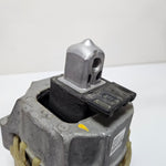Load image into Gallery viewer, 2018-2023 BMW 5 Series G30 F90 B48B20 530e Engine Mount 6860491