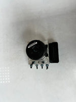 Bild in die Galerieansicht laden, 2012-16 BMW 328i F30 F32 F33 Abs Anti-Lock Brake Pump Control Module 6862247 OEM