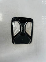 قم بتحميل الصورة إلى عارض الصور، 2016-19 BMW 740i G12 7' Overhead Console Dome Light With Sunroof Switch 6805402