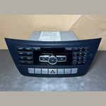 Bild in die Galerieansicht laden, Mercedes W204 Navigation Command Radio Audio Head Unit CD Player A204 9006308