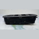 Bild in die Galerieansicht laden, 19-21 Mercedes A220 Front Power Window Switch A1679059803 CLA, G-Class, GLB GLA