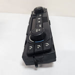 Bild in die Galerieansicht laden, 2006-2011 BMW 325i E90 Climate Control Panel 9117136
