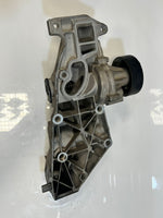 Load image into Gallery viewer, BMW F20 F21 F22 F23 F30 F31 Coolant WATR Pump With Carrier BRACKET 7644804 OEM