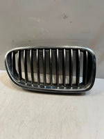 Load image into Gallery viewer, 2012-2014 BMW M5 5 Series F10 F11 Front Bumper Upper Radiator Grille 7200728