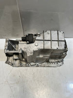 Bild in die Galerieansicht laden, BMW F10 F11 5 Series 525xDrive Oil SUMP Pan 7812361 OEM
