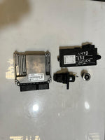Bild in die Galerieansicht laden, BMW E87 N47D Engine Control Unit ECU SET DDE + CAS3 + 1KEY 7811700 OEM