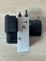 Bild in die Galerieansicht laden, BMW 3 Series Touring E46 Abs + ASC Pump 5WK8467 3451-6751768 OEM