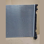 Bild in die Galerieansicht laden, 2015-2021 BMW 320i Engine Cooling Radiator 8652497 F20 M140 F22 F23 F87 230i
