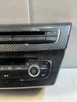 Bild in die Galerieansicht laden, 2016-2022 BMW X1 F48 F45 216d AIR CONDITIONING Climate Control Panel 9371459