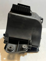 Load image into Gallery viewer, 2001-2006 BMW 330Ci E46 3 Series Air Filter Housing 7501975 OEM