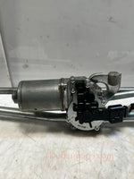 Bild in die Galerieansicht laden, 2010-2015 BMW X1 E84 Front Windshield Wiper Motor And Linkage 2992466 OEM
