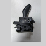 Bild in die Galerieansicht laden, 2016-2019 BMW 750I G12 CENTER CONSOLE SHIFTER GEAR SELECTOR 6805330 OEM