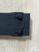 Bild in die Galerieansicht laden, 2016-2019 BMW 750i Rear Heated Seat Control Module 9381022