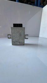 Bild in die Galerieansicht laden, 2003 BMW X5 Alarm Control Unit 6988104 X3 E53