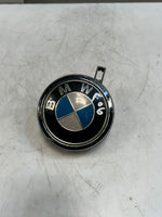 Load image into Gallery viewer, 2006-2010 BMW M6 E63 E64 F06 REAR Trunk Lid Release Latch Emblem Handle 7061327