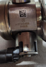 Bild in die Galerieansicht laden, 2022-2024 Mercedes-Benz SL63 AMG High Pressure Fuel Pump A1770700501