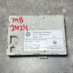 قم بتحميل الصورة إلى عارض الصور، 05-11 Mercedes-Benz R171 SLK350 Central Gateway Control Module A171 5405045 OEM
