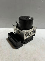 Bild in die Galerieansicht laden, BMW F30 F31 F32 320I ABS Anti Lock Brake Pump Module 3451-6857323-01 OEM