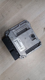 Load image into Gallery viewer, BMW Engine Control Unit 8576344 DDE F32 N47 models.