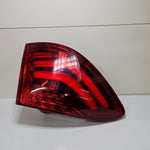 قم بتحميل الصورة إلى عارض الصور، OEM BMW 5 Series GT F07, Rear Taillight 7199643 2015